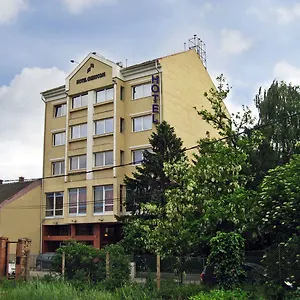 Chesscom 3* Budapest